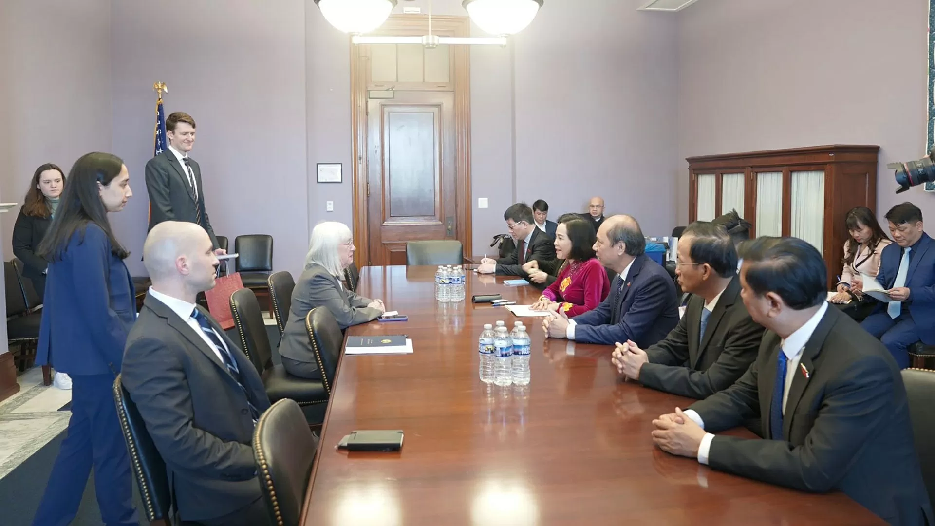 Việt Nam luôn coi Hoa Kỳ là đối tác có tầm quan trọng chiến lược Việt Nam luôn coi Hoa Kỳ là đối tác có tầm quan trọng chiến lược