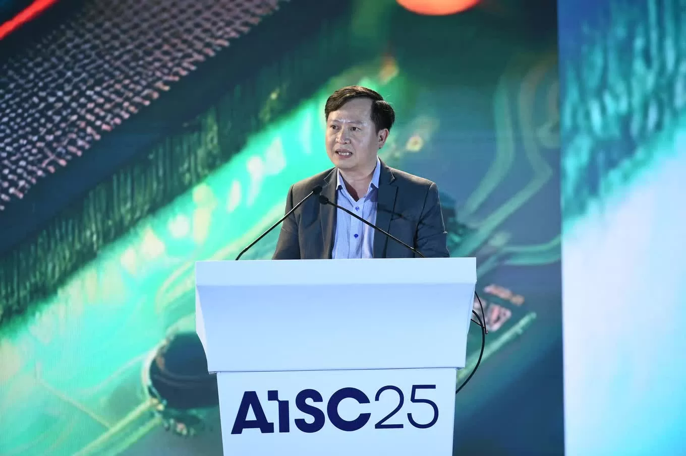 Sự hội tụ của Bán dẫn và Trí tuệ Nhân tạo: Yếu tố đột phá tạo ra chu kỳ cơ hội mới Sự hội tụ của Bán dẫn và Trí tuệ Nhân tạo: Yếu tố đột phá tạo ra chu kỳ cơ hội mới