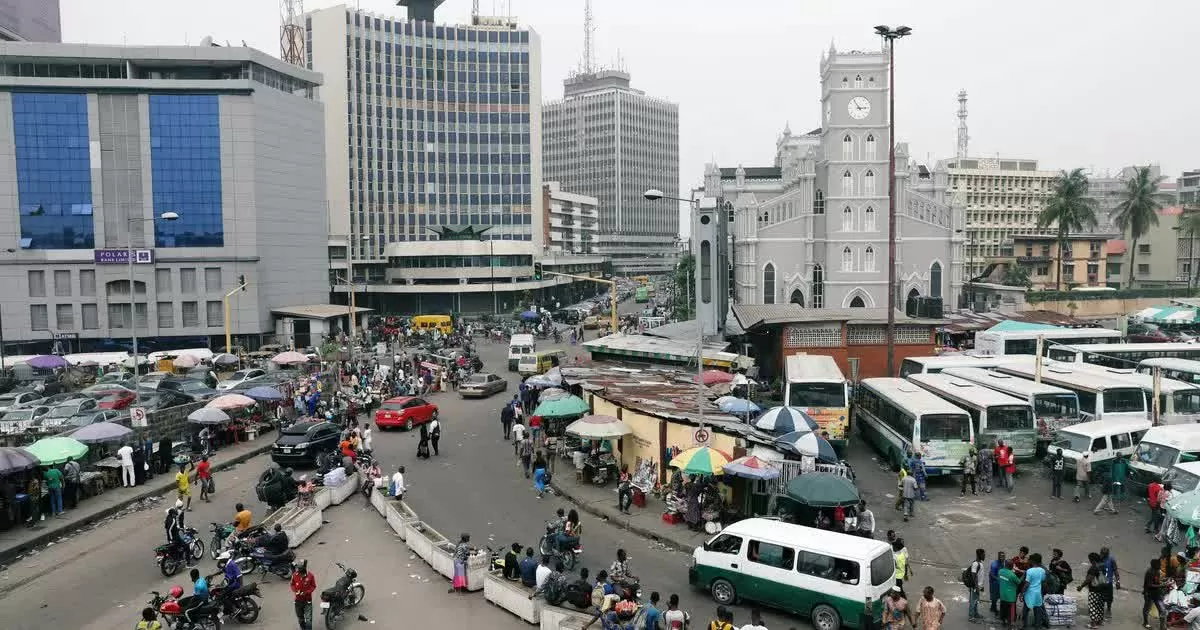 Báo cáo cũng ghi nhận những điểm sáng khi châu Phi vẫn duy trì vị thế là khu vực có tốc độ tăng trưởng nhanh thứ hai thế giới, trong bối cảnh áp lực lạm phát đang dần hạ nhiệt. Báo cáo cũng ghi nhận những điểm sáng khi châu Phi vẫn duy trì vị thế là khu vực có tốc độ tăng trưởng nhanh thứ hai thế giới, trong bối cảnh áp lực lạm phát đang dần hạ nhiệt.