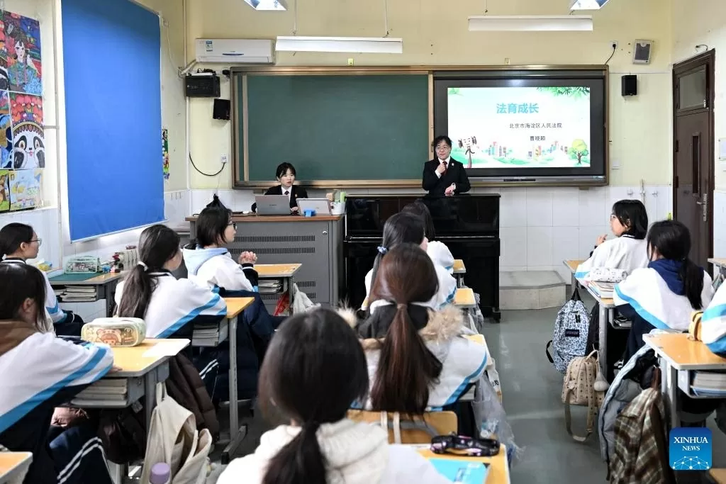 Công việc thường nhật của thẩm phán nữ