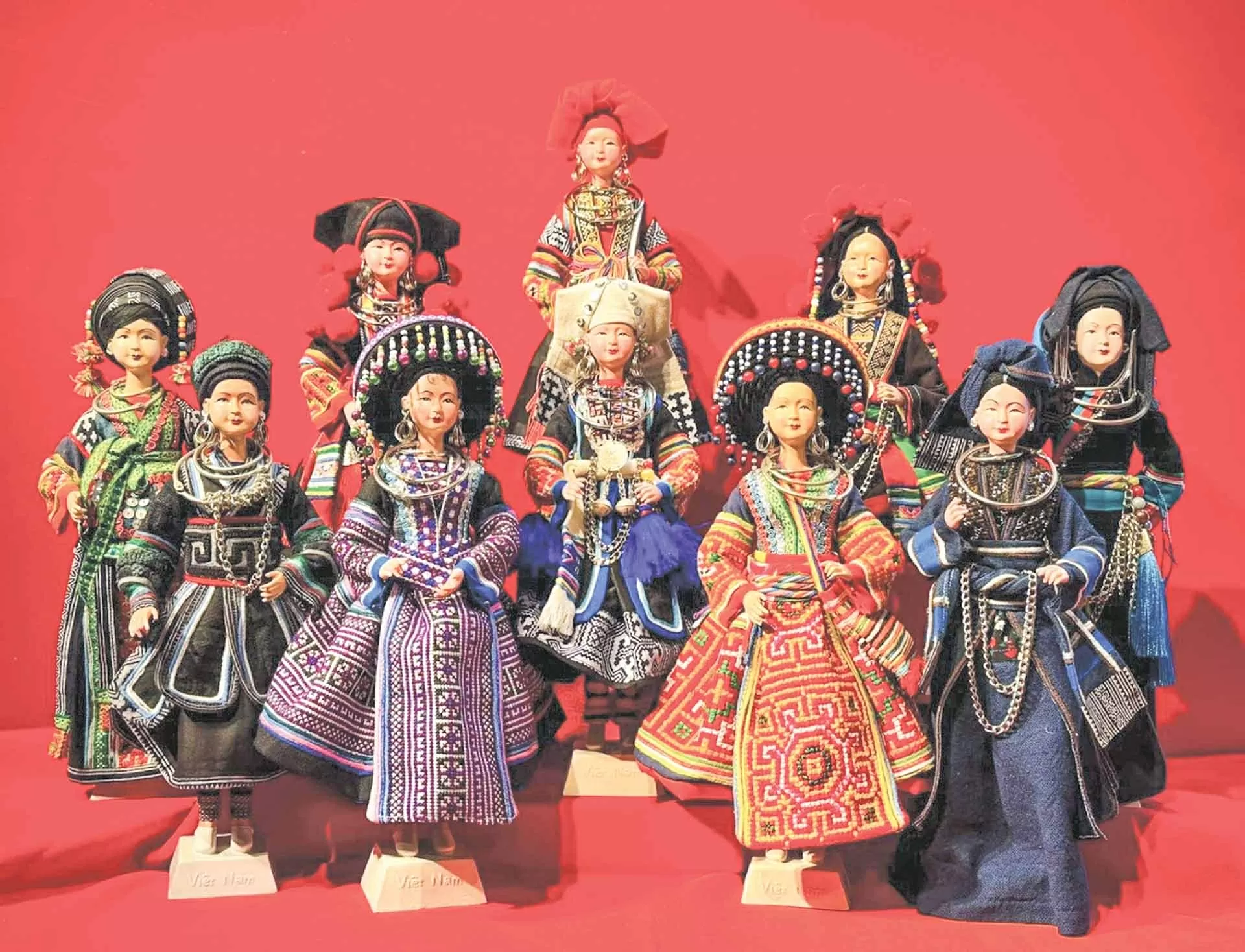 Búp bê mang hồn dân tộc Búp bê mang hồn dân tộc