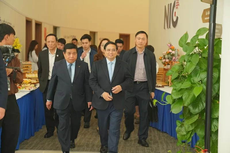 Diễn đàn có sự tham dự của Thủ tướng Chính phủ Phạm Minh Chính, Phó thủ tướng Chính phủ Nguyễn Chí Dũng cùng lãnh đạo cấp cao của Đảng, Nhà nước. (Ảnh: K.T) Diễn đàn có sự tham dự của Thủ tướng Chính phủ Phạm Minh Chính, Phó thủ tướng Chính phủ Nguyễn Chí Dũng cùng lãnh đạo cấp cao của Đảng, Nhà nước. (Ảnh: K.T)