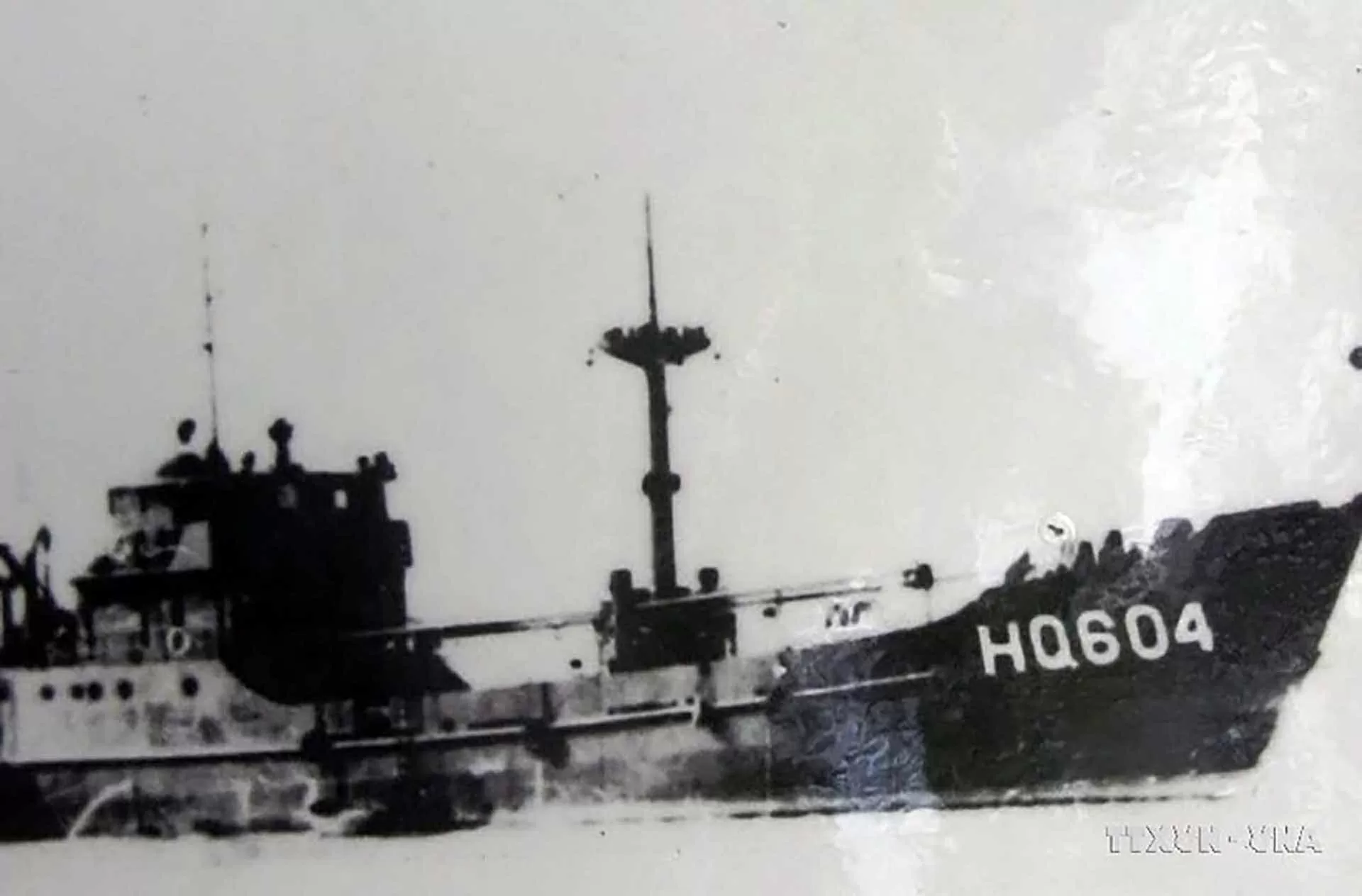 Tàu HQ-604 rời đất liền ra Trường Sa làm nhiệm vụ, chỉ 3 ngày trước cuộc chiến đấu bảo vệ chủ quyền và bị tàu địch bắn chìm tại Gạc Ma, ngày 14/3/1988. (Nguồn: TTXVN) Tàu HQ-604 rời đất liền ra Trường Sa làm nhiệm vụ, chỉ 3 ngày trước cuộc chiến đấu bảo vệ chủ quyền và bị tàu địch bắn chìm tại Gạc Ma, ngày 14/3/1988. (Nguồn: TTXVN)