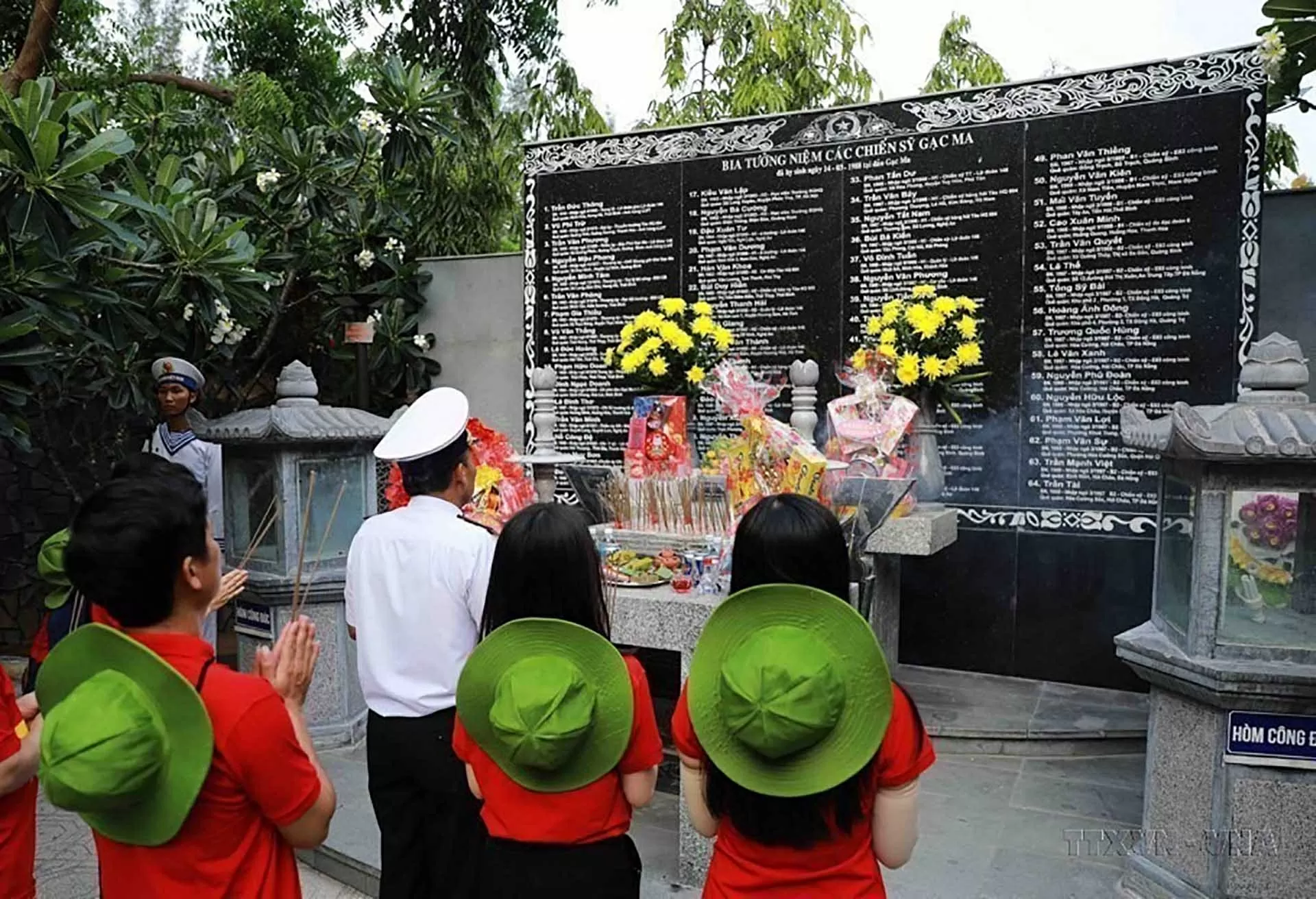 37 năm sự kiện Gạc Ma: Tinh thần quyết tử để bảo vệ chủ quyền Tổ quốc 37 năm sự kiện Gạc Ma: Tinh thần quyết tử để bảo vệ chủ quyền Tổ quốc