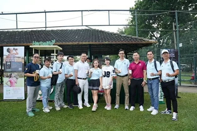 Herbalife Việt Nam đồng hành cùng các đội tuyển bóng đá quốc gia Việt Nam chuẩn bị cho mùa giải mới 2025