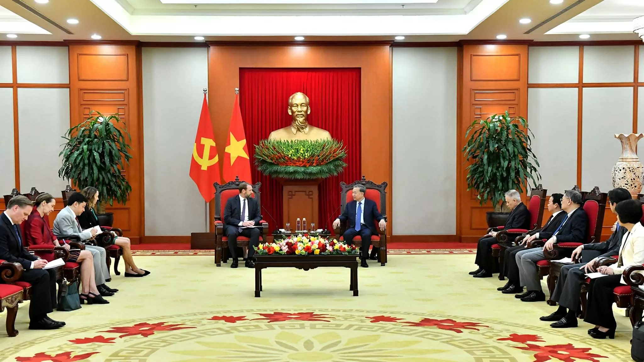 Tổng Bí thư Tô Lâm tiếp Chủ tịch Tập đoàn Pacifico Energy, Hoa Kỳ Tổng Bí thư Tô Lâm tiếp Chủ tịch Tập đoàn Pacifico Energy, Hoa Kỳ