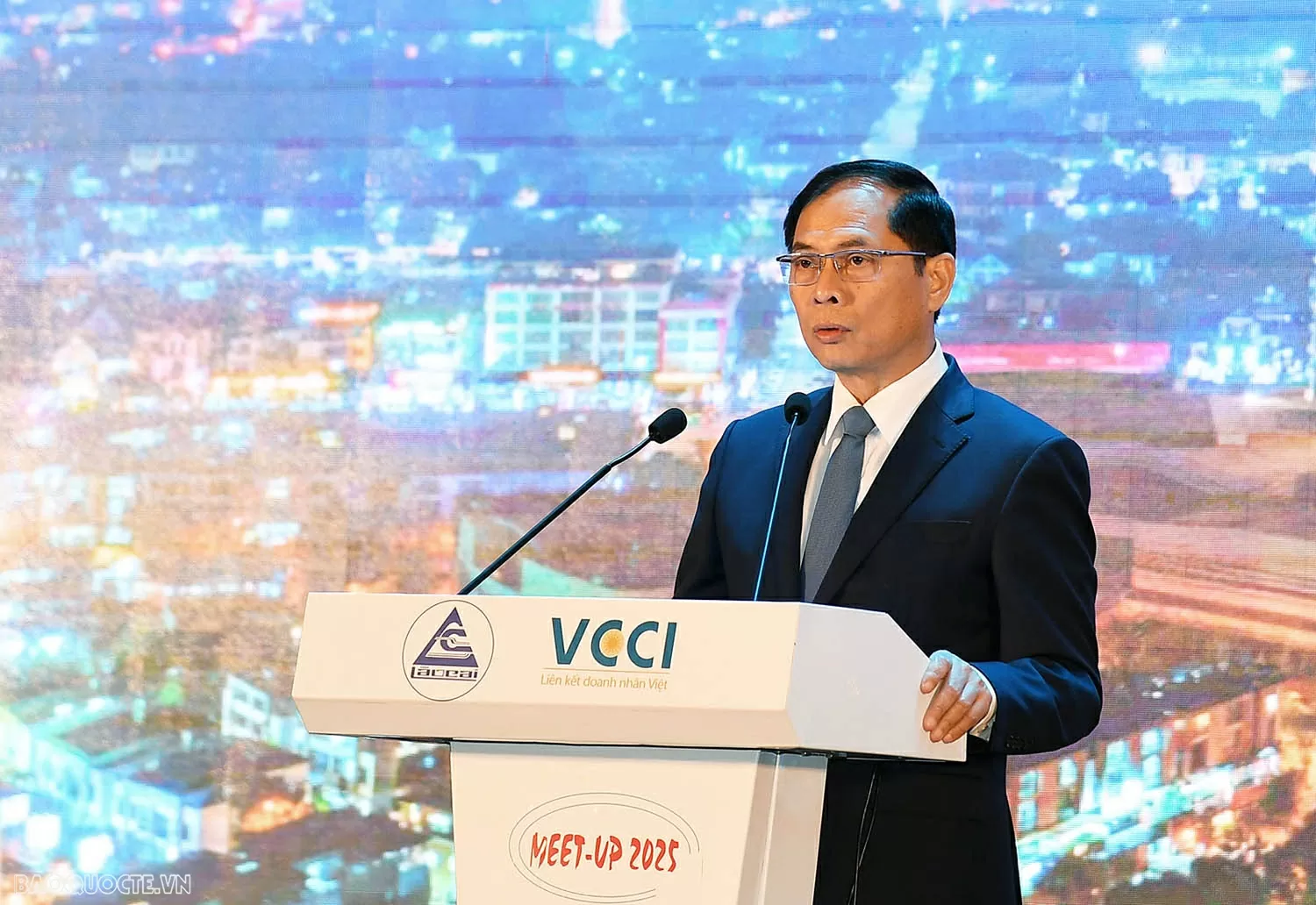 Gặp gỡ 2025: Lào Cai-Trung tâm kết nối giao thương Việt Nam - ASEAN và Tây Nam, Trung Quốc, Cơ hội cho các doanh nghiệp và nhà đầu tư Gặp gỡ 2025: Lào Cai Trung tâm kết nối giao thương Việt Nam - ASEAN và Tây Nam, Trung Quốc, Cơ hội cho các doanh nghiệp và nhà đầu tư