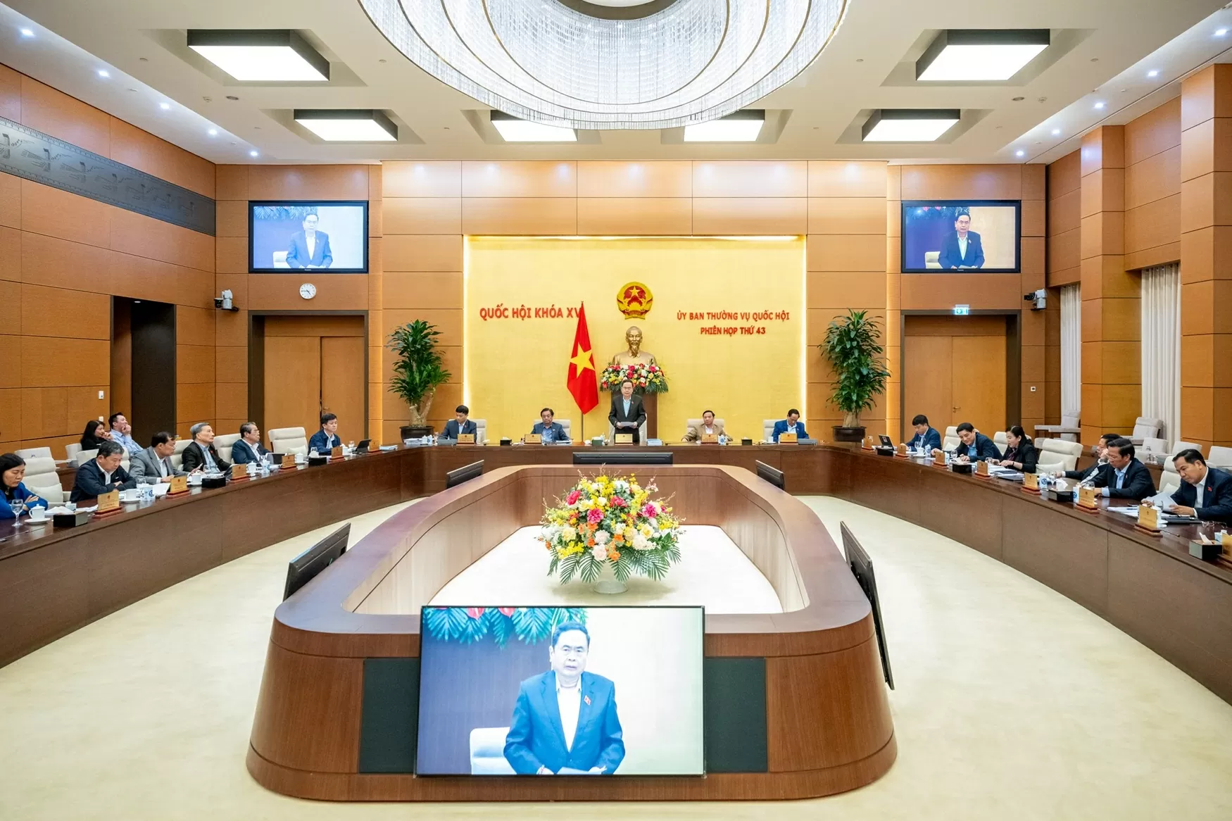 Dự kiến Kỳ họp thứ 9 sẽ khai mạc sớm, ngay từ đầu tháng 5 Dự kiến Kỳ họp thứ 9 sẽ khai mạc sớm, ngay từ đầu tháng 5