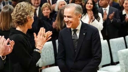 Tân Thủ tướng Canada chính thức tuyên thệ ngồi 'ghế nóng'