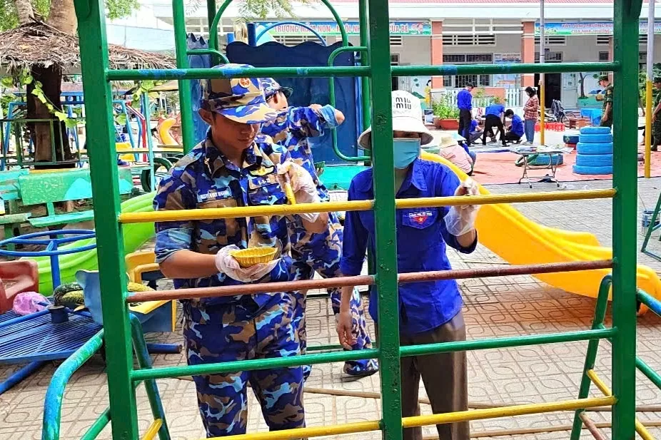 Ngày thứ 7 tình nguyện tại các đơn vị Hải quân Ngày thứ 7 tình nguyện tại các đơn vị Hải quân