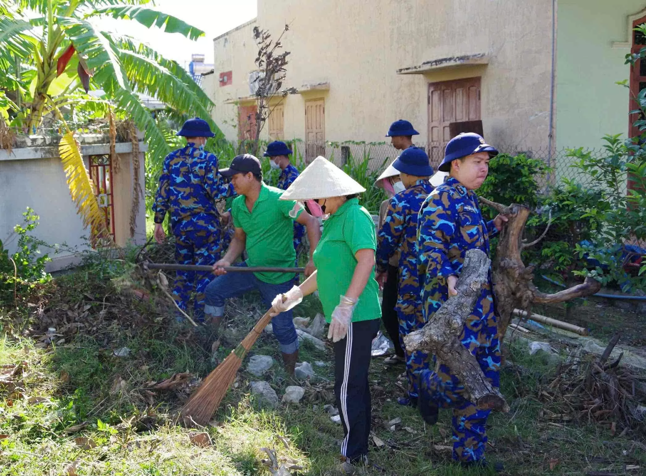 Ngày thứ 7 tình nguyện tại các đơn vị Hải quân Ngày thứ 7 tình nguyện tại các đơn vị Hải quân