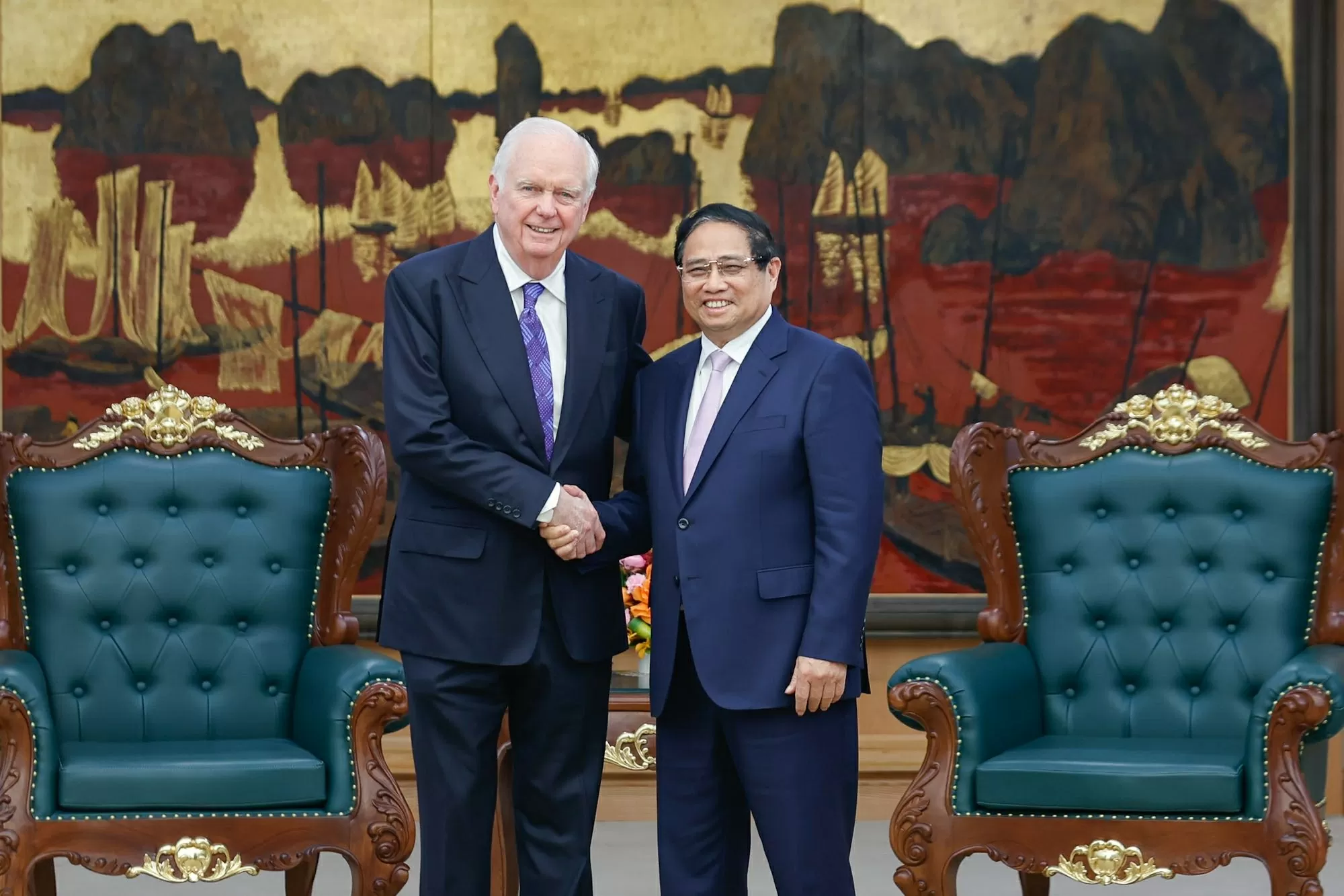 Thủ tướng Phạm Minh Chính tiếp Giáo sư Thomas Vallely, Đại học Columbia