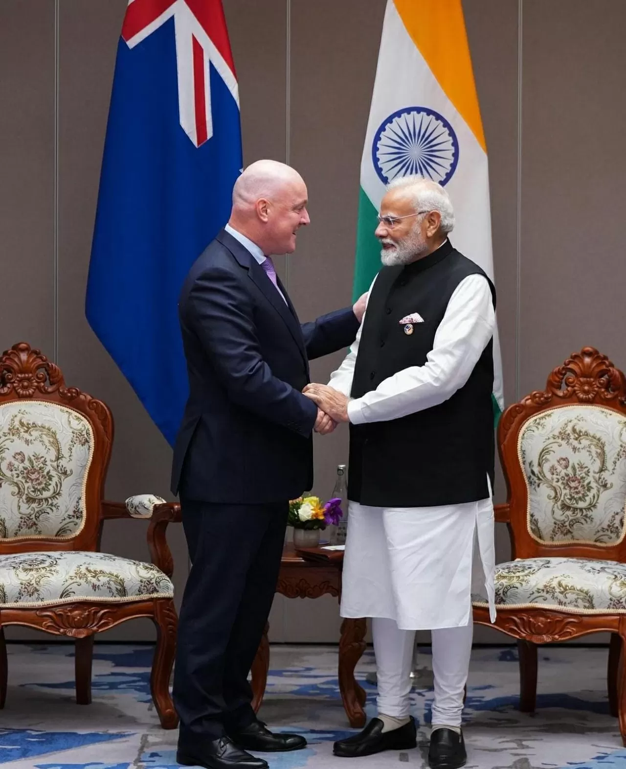 Thủ tướng New Zealand Christopher Luxon gặp Thủ tướng Narendra Modi bên lề Hội nghị cấp cao Đông Á (EAS) tại Vientiane, Lào vào ngày 10/10/2024. (Nguồn: X) Thủ tướng New Zealand Christopher Luxon gặp Thủ tướng Narendra Modi bên lề Hội nghị cấp cao Đông Á (EAS) tại Vientiane, Lào vào ngày 10/10/2024. (Nguồn: X)