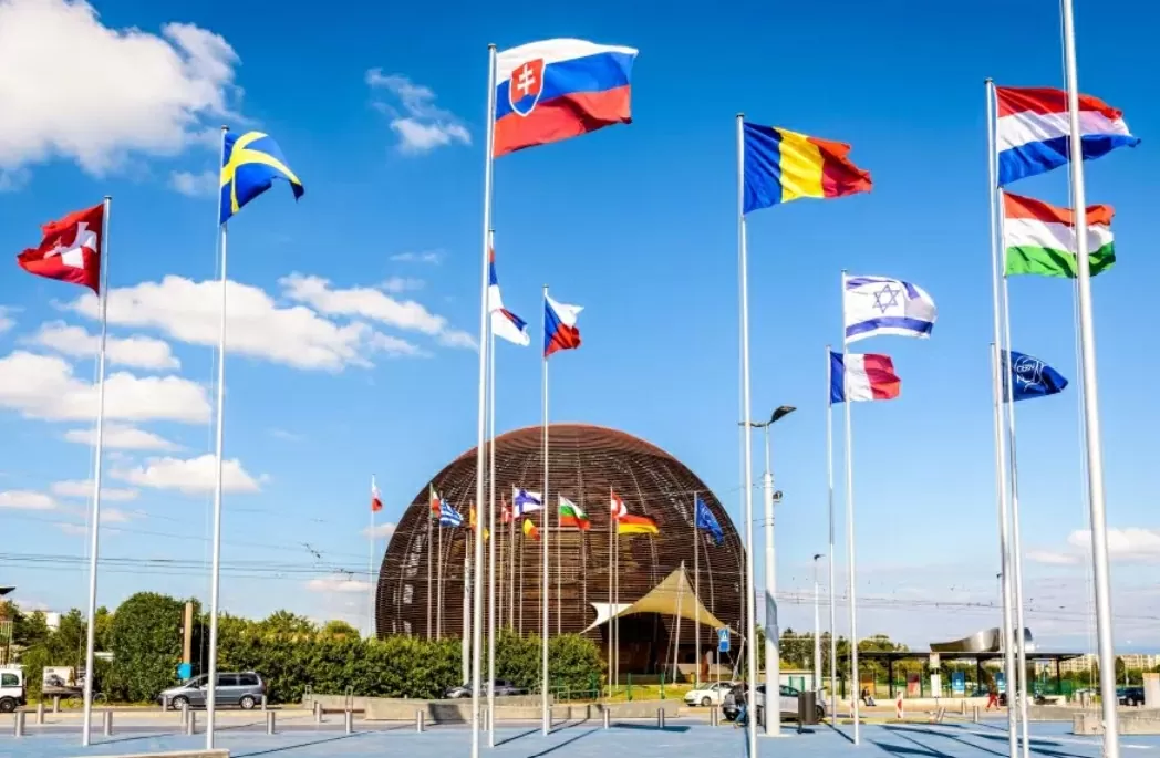 Ngoại giao khoa học có thể hàn gắn thế giới