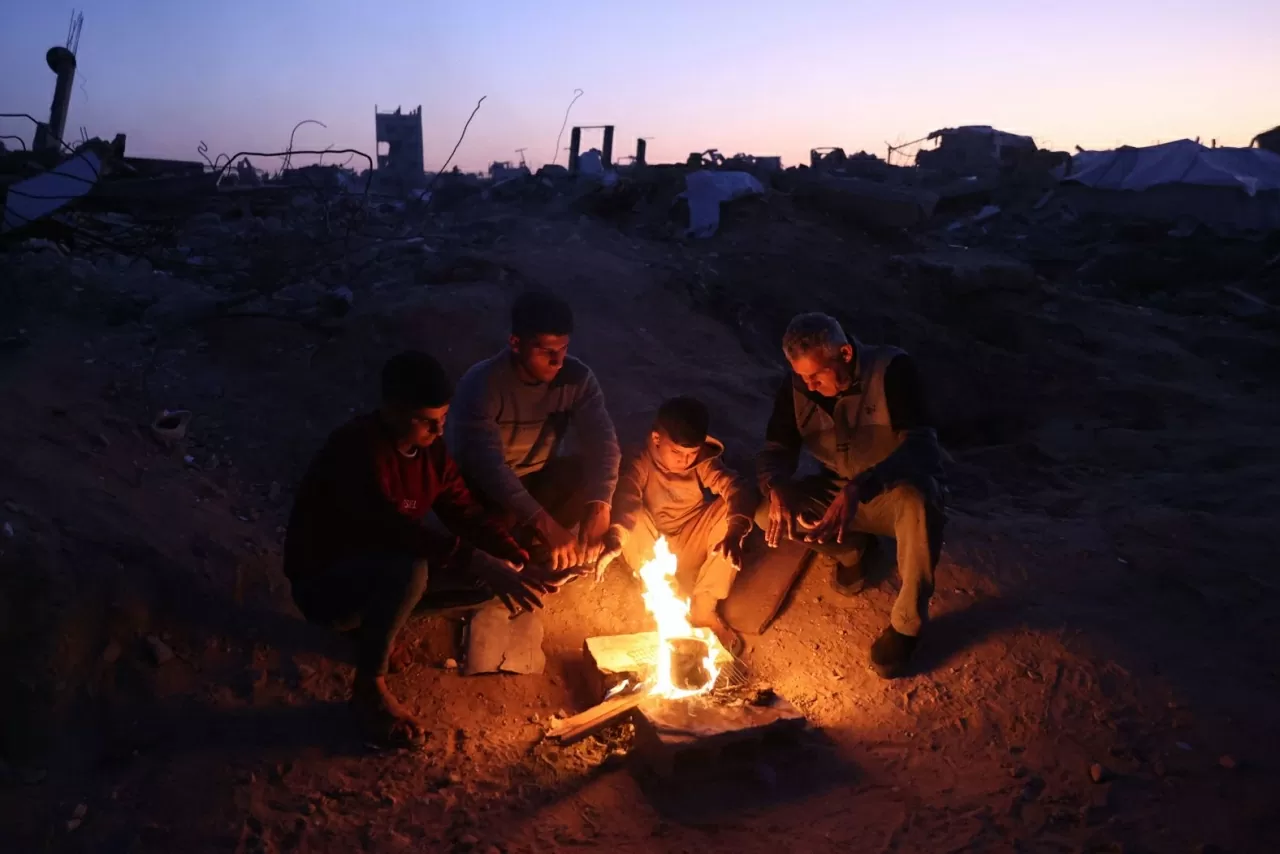 Ảnh ấn tượng: Nga đề cập việc ai sẽ ra lệnh ngừng bắn ở Ukraine và cái giá phải trả; ông Trump nói thời điểm chấm dứt nguy cơ Moscow tấn công NATO