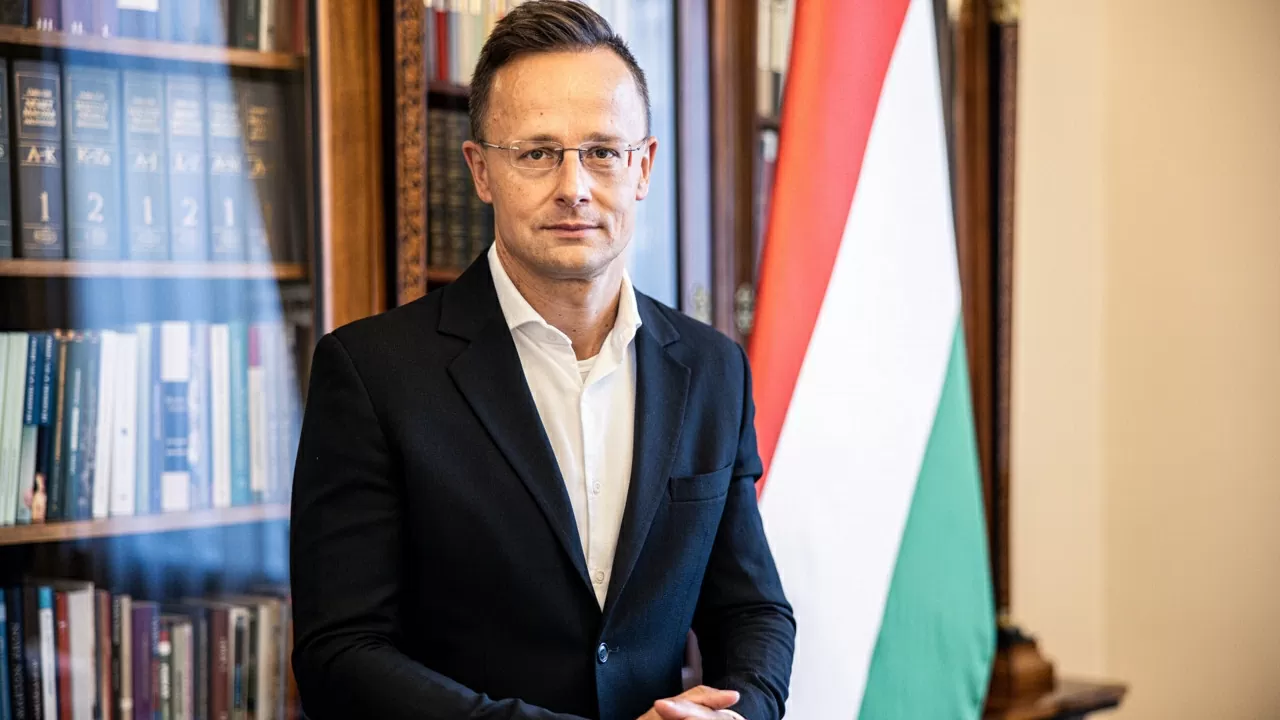 Bộ trưởng Ngoại giao và Kinh tế đối ngoại Hungary thăm chính thức Việt Nam Bộ trưởng Ngoại giao và Kinh tế đối ngoại Hungary thăm chính thức Việt Nam