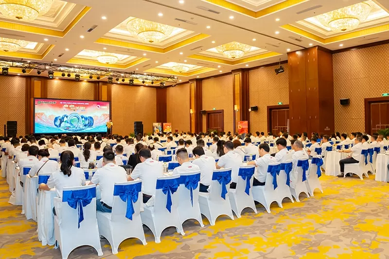 ông Nguyễn Đình Khoát,Tổng giám đốc ông Nguyễn Đình Khoát,Tổng giám đốc