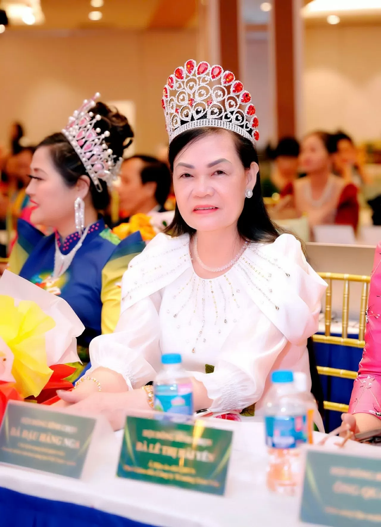 Hoa hậu Nhân ái Đậu Hằng Nga 'cầm cân nảy mực' cuộc thi Hoa hậu quý bà Đất Việt 2025 Hoa hậu Nhân ái Đậu Hằng Nga 'cầm cân nảy mực' cuộc thi Hoa hậu quý bà Đất Việt 2025