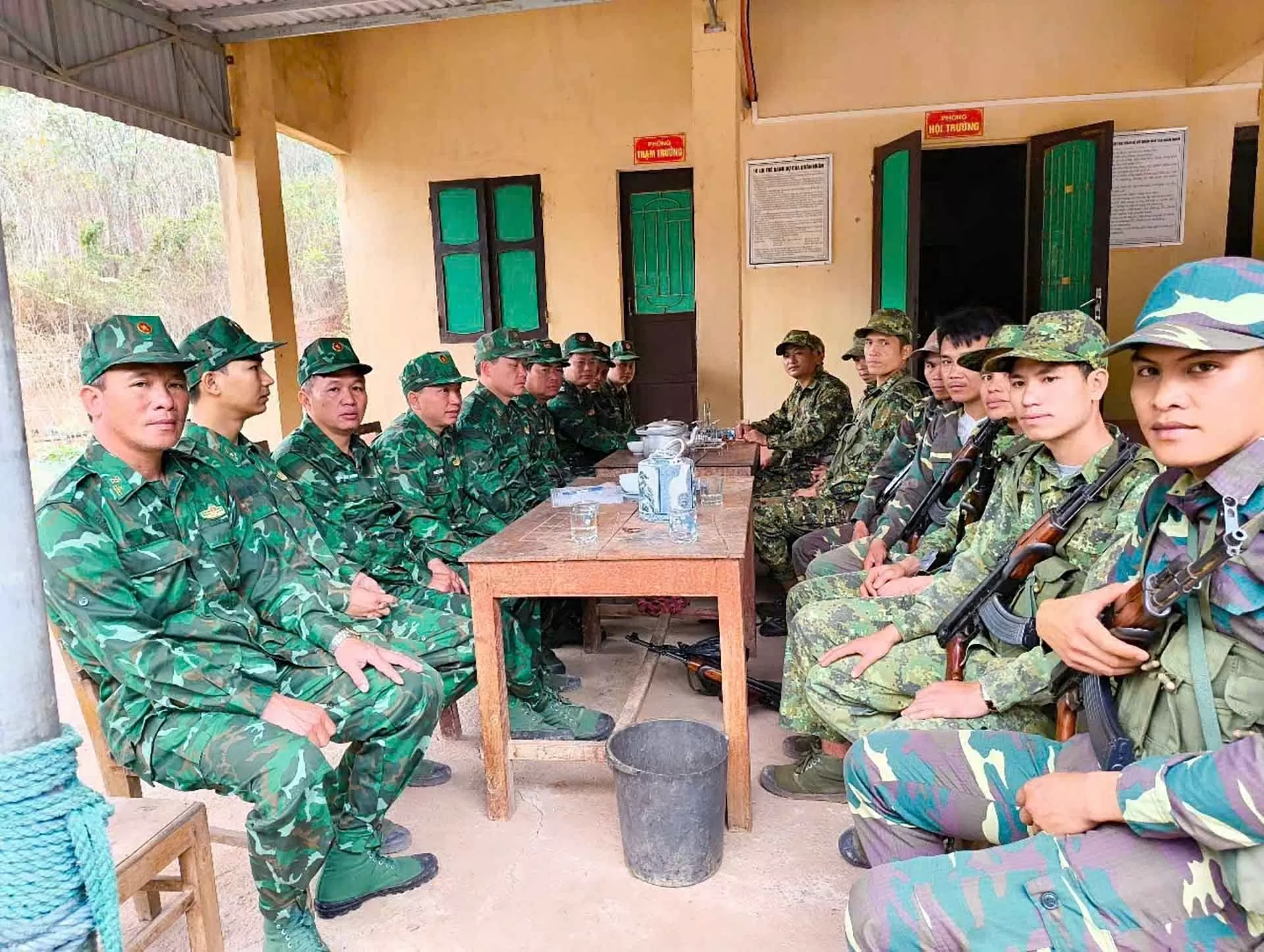 Bộ đội Biên phòng Nghệ An và Xiangkhouang, Lào tuần tra song phương bảo vệ biên giới Bộ đội Biên phòng Nghệ An và Xiangkhouang, Lào tuần tra song phương bảo vệ biên giới