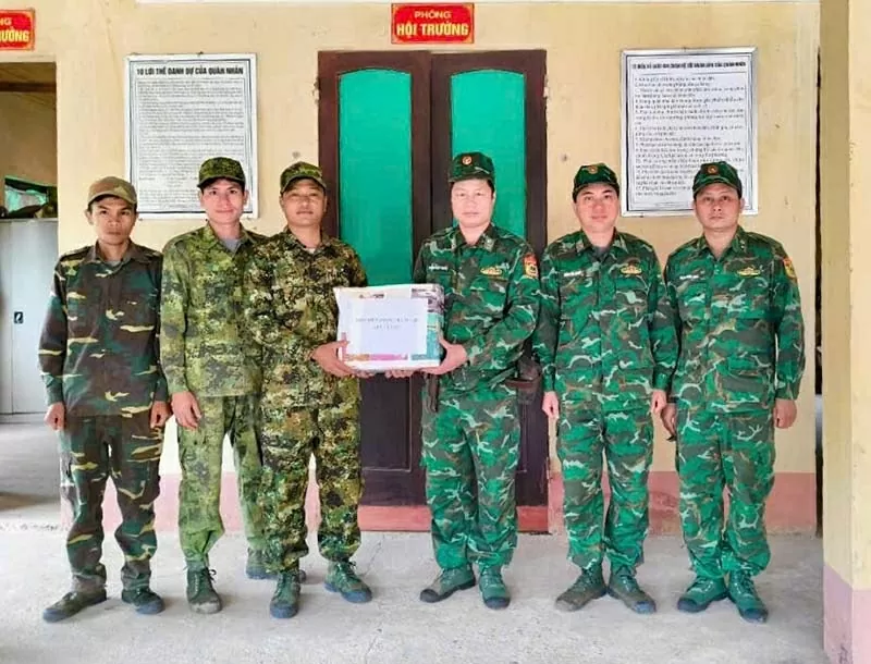 Bộ đội Biên phòng Nghệ An và Xiangkhouang, Lào tuần tra song phương bảo vệ biên giới Bộ đội Biên phòng Nghệ An và Xiangkhouang, Lào tuần tra song phương bảo vệ biên giới
