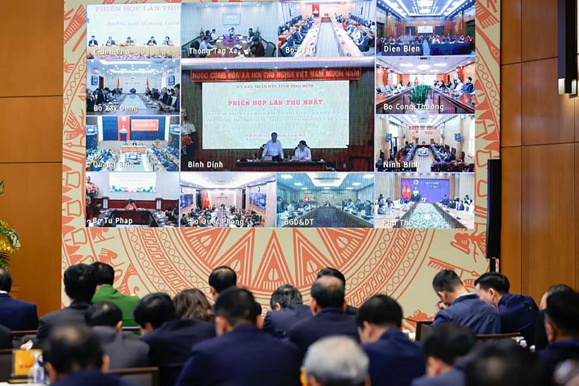 Phát triển khoa học, công nghệ, đổi mới sáng tạo, chuyển đổi số phải lấy người dân làm trung tâm Phát triển khoa học, công nghệ, đổi mới sáng tạo, chuyển đổi số phải lấy người dân làm trung tâm