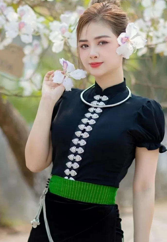 Ca sĩ Minh Hằng đón niềm vui bất ngờ