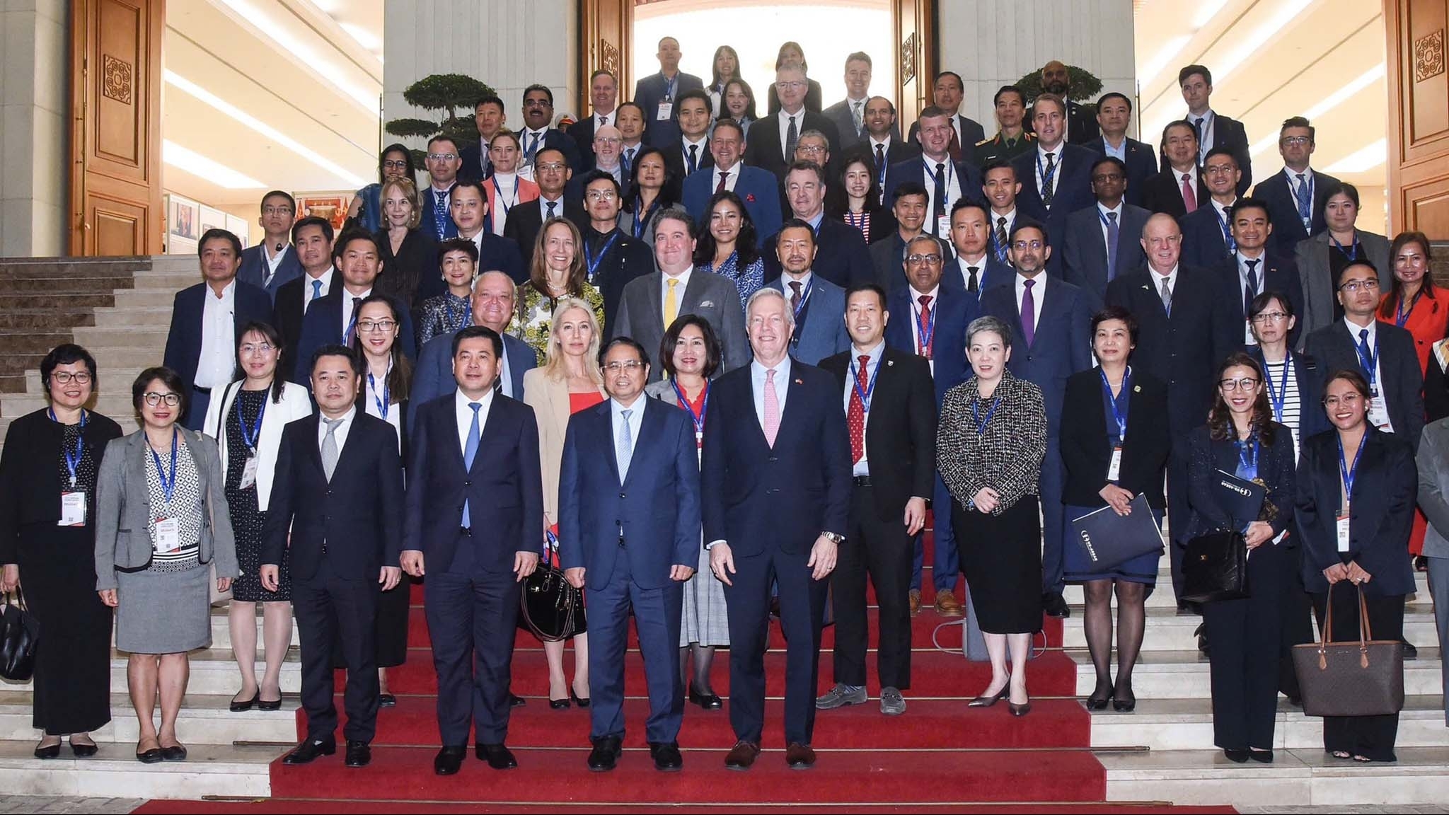 cac doanh nghiep hoa ky san sang dau tu tai viet nam trong cac linh vuc chuyen doi xanh chuyen doi so kinh te tuan hoan