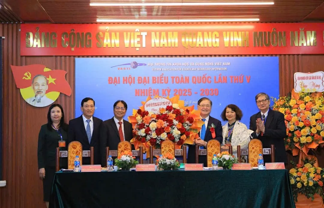 Đại hội đại biểu toàn quốc lần thứ V của Hội Thông tin khoa học và công nghệ Việt Nam được tổ chức với mục tiêu tổng kết hoạt động trong nhiệm kỳ IV và đề ra phương hướng, nhiệm vụ cho nhiệm kỳ mới. (Nguồn: Hội Thông tin khoa học và công nghệ Việt Nam)