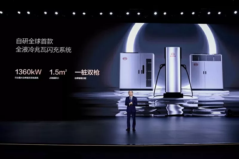 Trụ sạc Flash Megawatt của BYD có thể đạt công suất tối đa 1000kW Trụ sạc Flash Megawatt của BYD có thể đạt công suất tối đa 1000kW