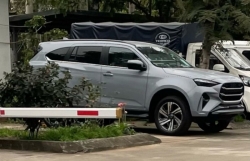 SUV 7 chỗ Isuzu mu-X 2025 lần đầu lộ diện tại Việt Nam