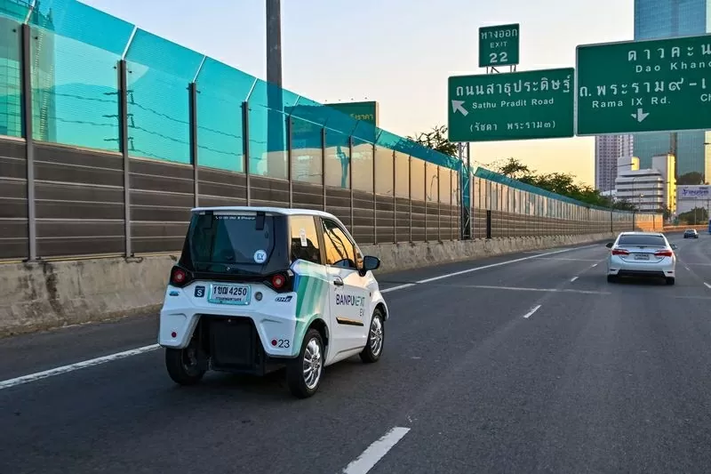 Ba nước Đông Nam Á đang đối mặt với rủi ro chung, đó là nguy cơ lãng phí nguồn lực và khả năng chỉ trở thành trung tâm lắp ráp, phần có giá trị gia tăng thấp nhất trong chuỗi cung ứng xe điện. (Nguồn: Getty Images) Ba nước Đông Nam Á đang đối mặt với rủi ro chung, đó là nguy cơ lãng phí nguồn lực và khả năng chỉ trở thành trung tâm lắp ráp, phần có giá trị gia tăng thấp nhất trong chuỗi cung ứng xe điện. (Nguồn: Getty Images)