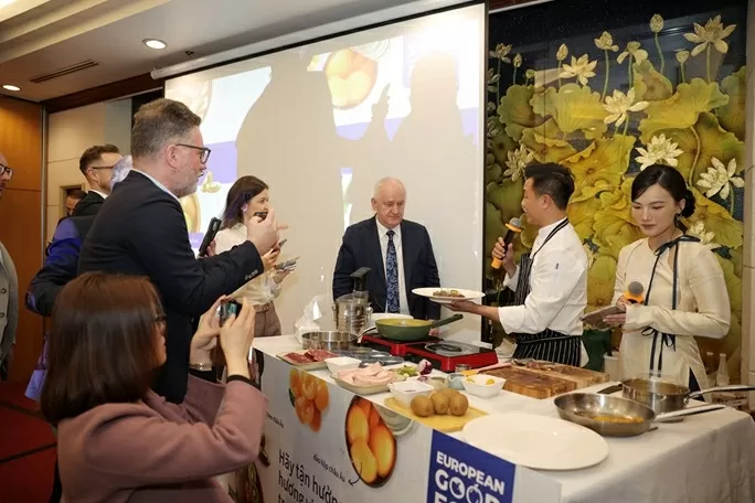 Quảng bá các sản phẩm thực phẩm chất lượng cao từ châu Âu tới thị trường Việt Nam Quảng bá các sản phẩm thực phẩm chất lượng cao từ châu Âu tới thị trường Việt Nam