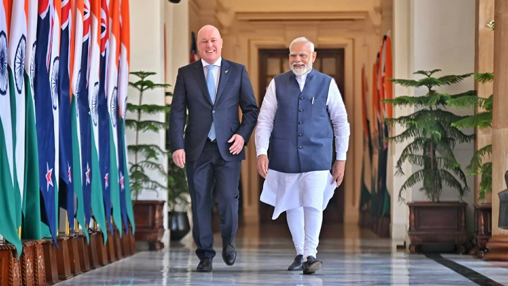 Chuyến công du bắc cầu Chuyến công du bắc cầu