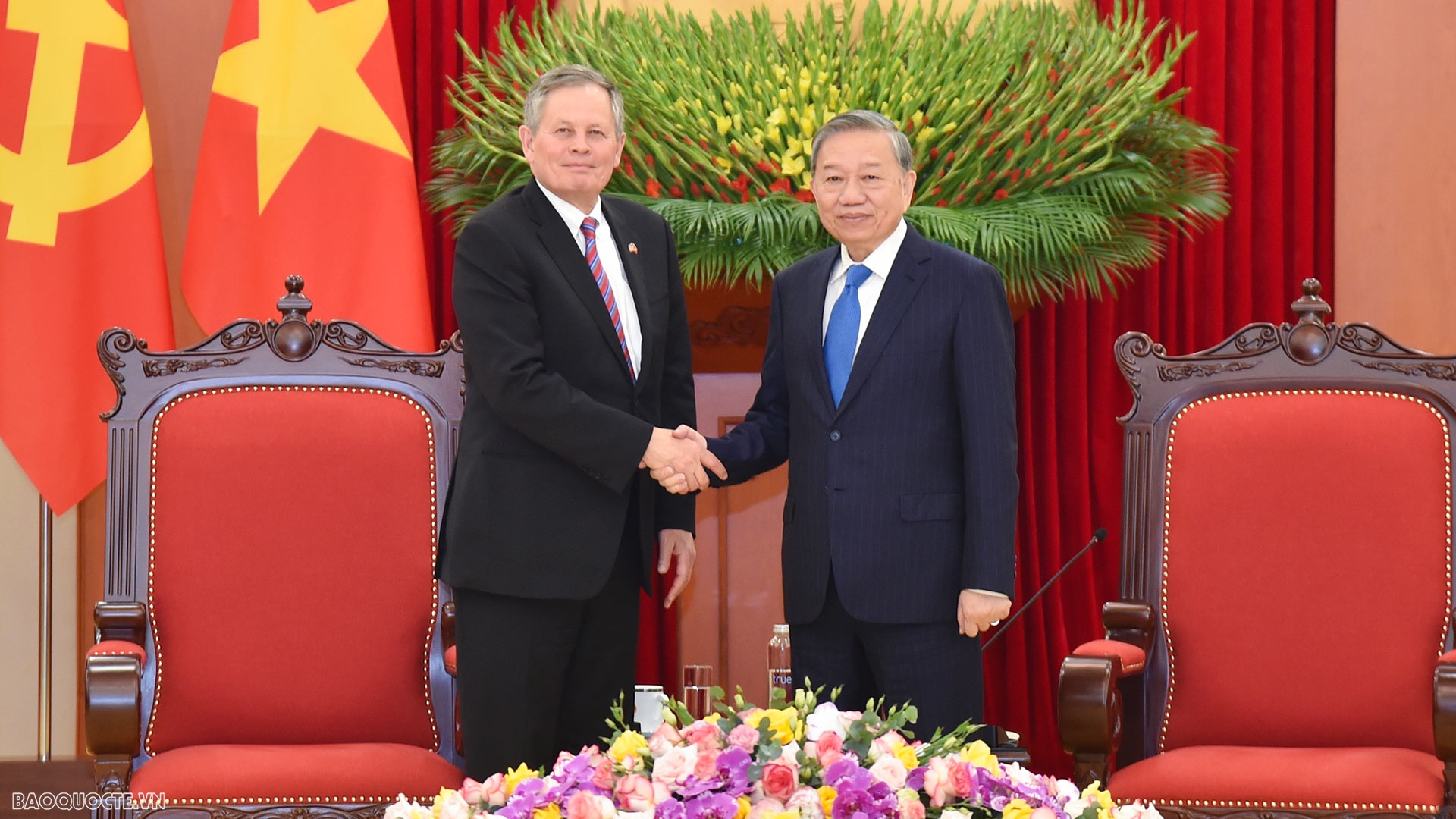 kinh te thuong mai va dau tu can tiep tuc la tru cot quan trong cua quan he viet nam hoa ky