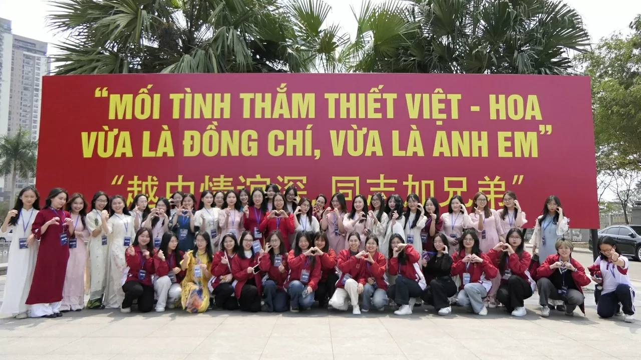 Tổng Bí thư Tô Lâm kỳ vọng thế hệ trẻ kế thừa truyền thống, mang đến sức sống mãnh liệt, tương lai tươi sáng cho quan hệ Việt Nam-Trung Quốc Tổng Bí thư Tô Lâm kỳ vọng thế hệ trẻ kế thừa truyền thống, mang đến sức sống mãnh liệt, tương lai tươi sáng cho quan hệ Việt Nam-Trung Quốc