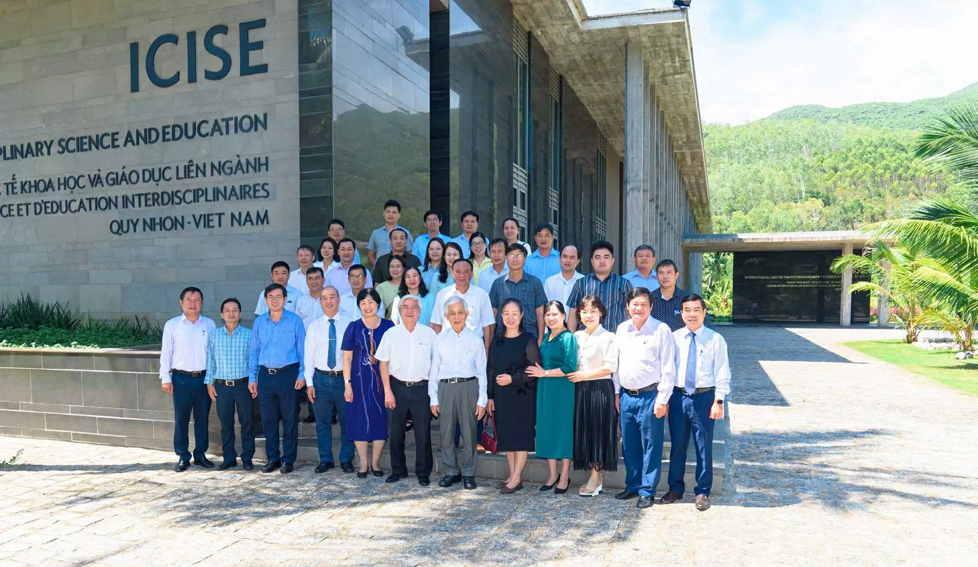 Nghị quyết 57 - Tiếp sức khát vọng của kiều bào: Bài toán thử thách và lời giải thực tiễn (Kỳ II) Nghị quyết 57 - Tiếp sức khát vọng của kiều bào: Bài toán thử thách và lời giải thực tiễn (Kỳ II)