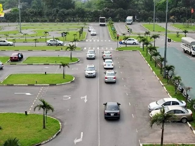 Chi tiết nội dung và quy trình sát hạch lái xe các hạng từ ngày 1/3/2025 Chi tiết nội dung và quy trình sát hạch lái xe các hạng từ ngày 1/3/2025