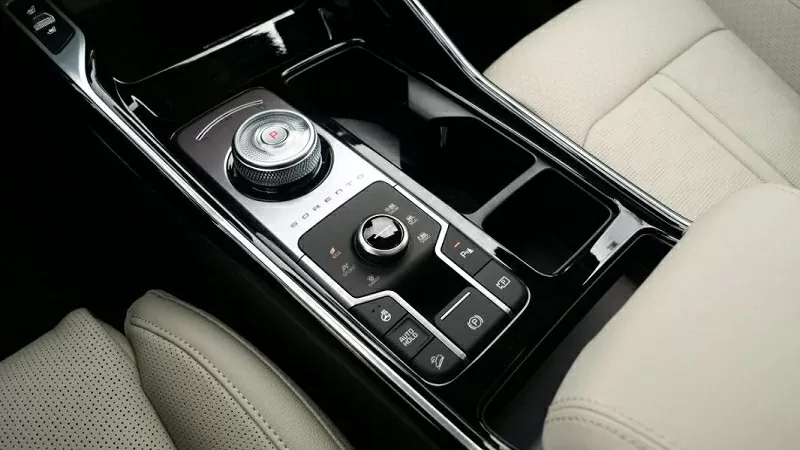 Trang bị trên Sorento 2025 khá hiện đại