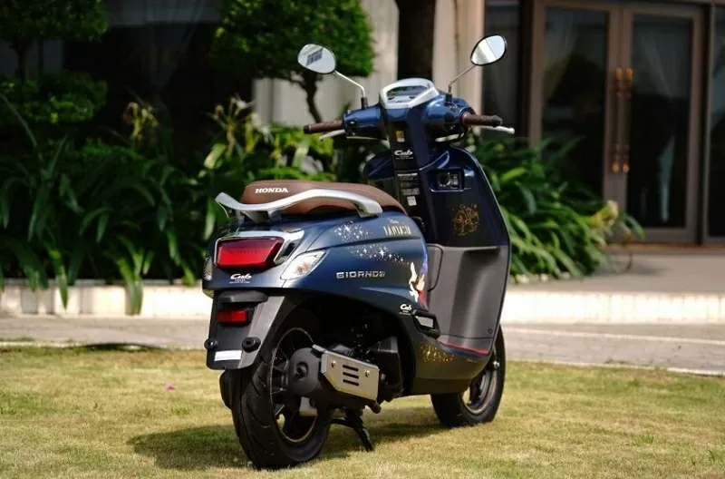 Giá xe Honda Giorno+ Disney Fantasia 85 Years Limited Edition tại Việt Nam vẫn chưa được đơn vị nhập khẩu, phân phối công bố