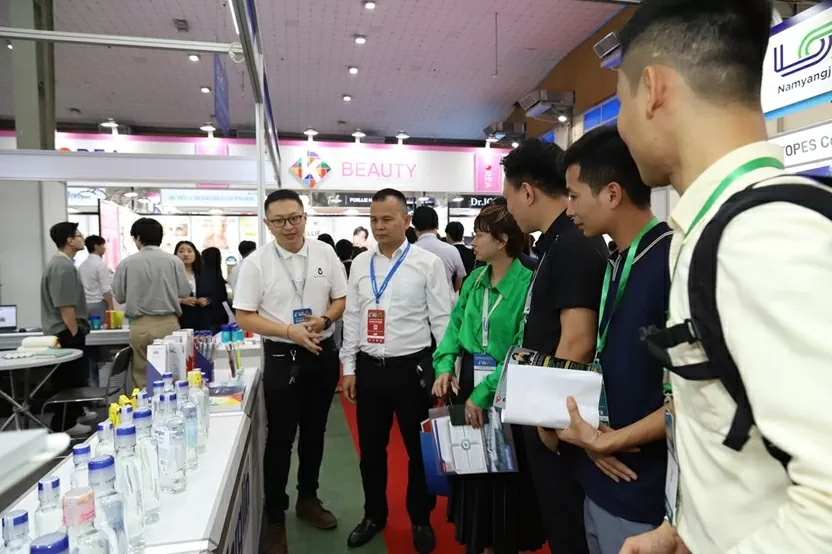 Chuyển đổi xanh - Hướng đi bền vững của ngành điện tử, máy móc và công nghiệp hỗ trợ Chuyển đổi xanh - Hướng đi bền vững của ngành điện tử, máy móc và công nghiệp hỗ trợ