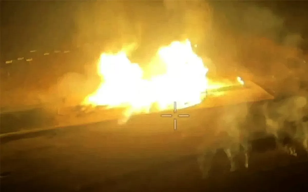 Hình ảnh ghi lại trạm khí đốt ở Sudzha, Kursk phát nổ hôm 20/3. (Ảnh: Moscowtimes) Hình ảnh ghi lại trạm khí đốt ở Sudzha, Kursk phát nổ hôm 20/3. (Ảnh: Moscowtimes)