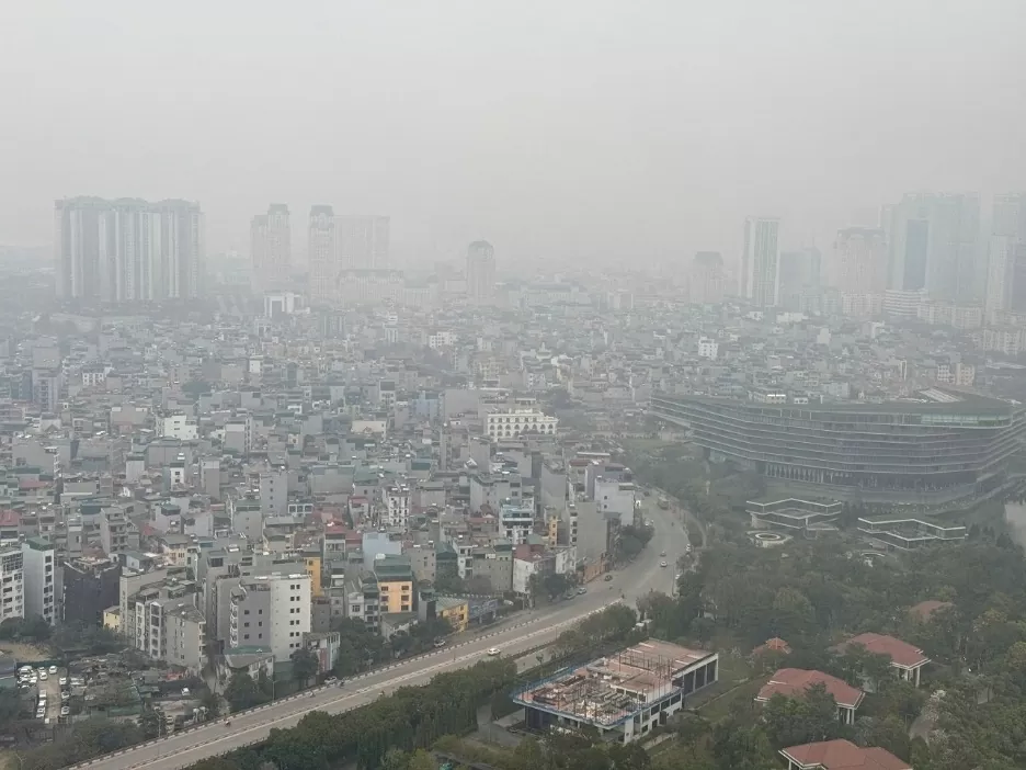 Thời tiết ngày 23/3: Thủ đô Hà Nội sáng sớm có nơi có sương mù, ngày nắng, đêm không mưa, sáng và đêm trời rét. Gió nhẹ. Nhiệt độ thấp nhất 17-19 độ C. Nhiệt độ cao nhất 26-28 độ C. (Ảnh: Thành Châu)