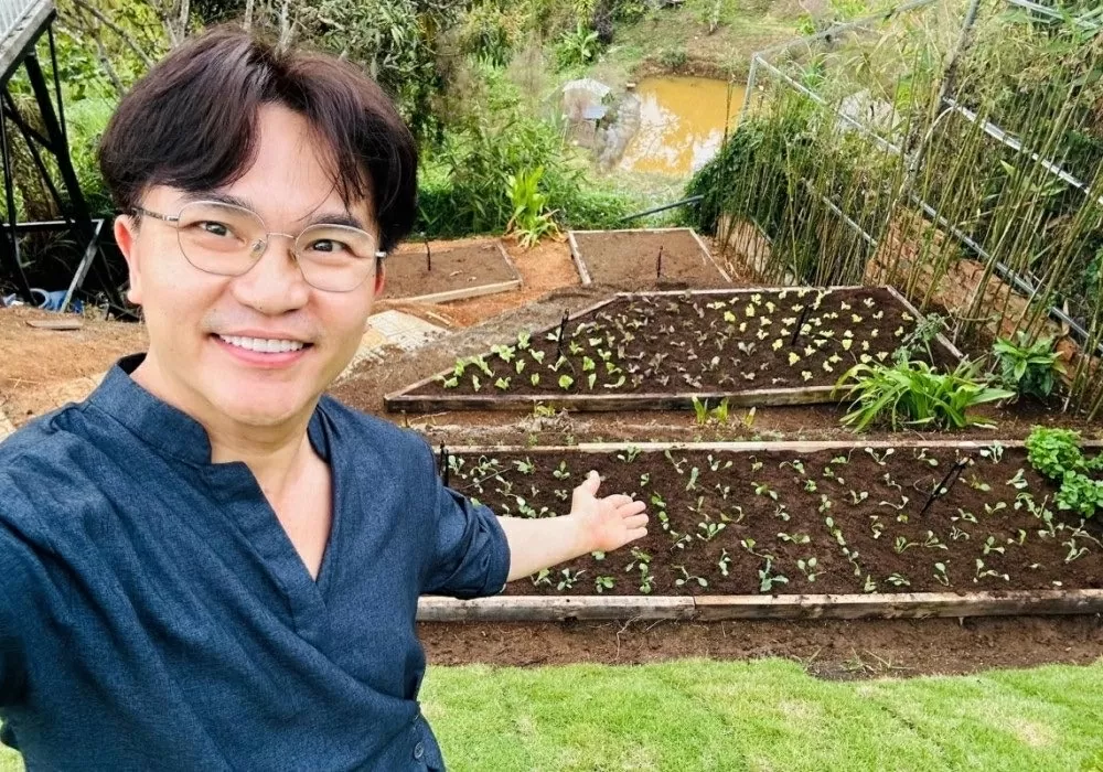 MC Đại nghĩa tậu nhà vườn tiền tỷ, sống đời độc thân ở tuổi U50