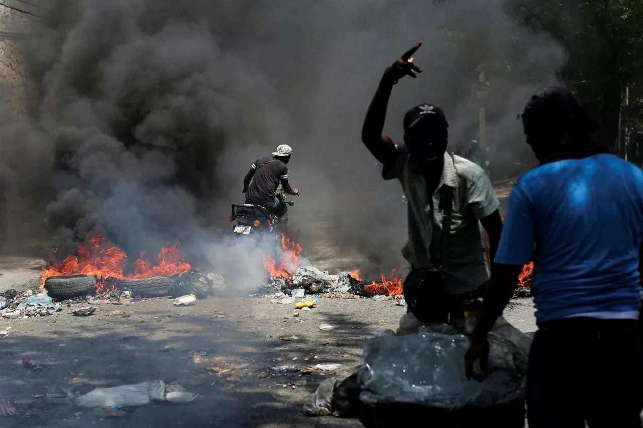 Ảnh ấn tượng: Nga nói về kết quả chiến dịch ở Kursk, châu Âu khởi động kế hoạch tái vũ trang, Mỹ và Taliban họp trao trả con tin