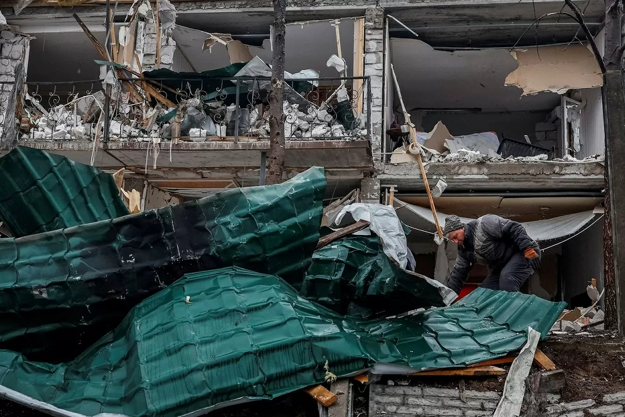 Ảnh ấn tượng: Nga nói về kết quả chiến dịch ở Kursk, châu Âu khởi động kế hoạch tái vũ trang, Mỹ và Taliban họp trao trả con tin