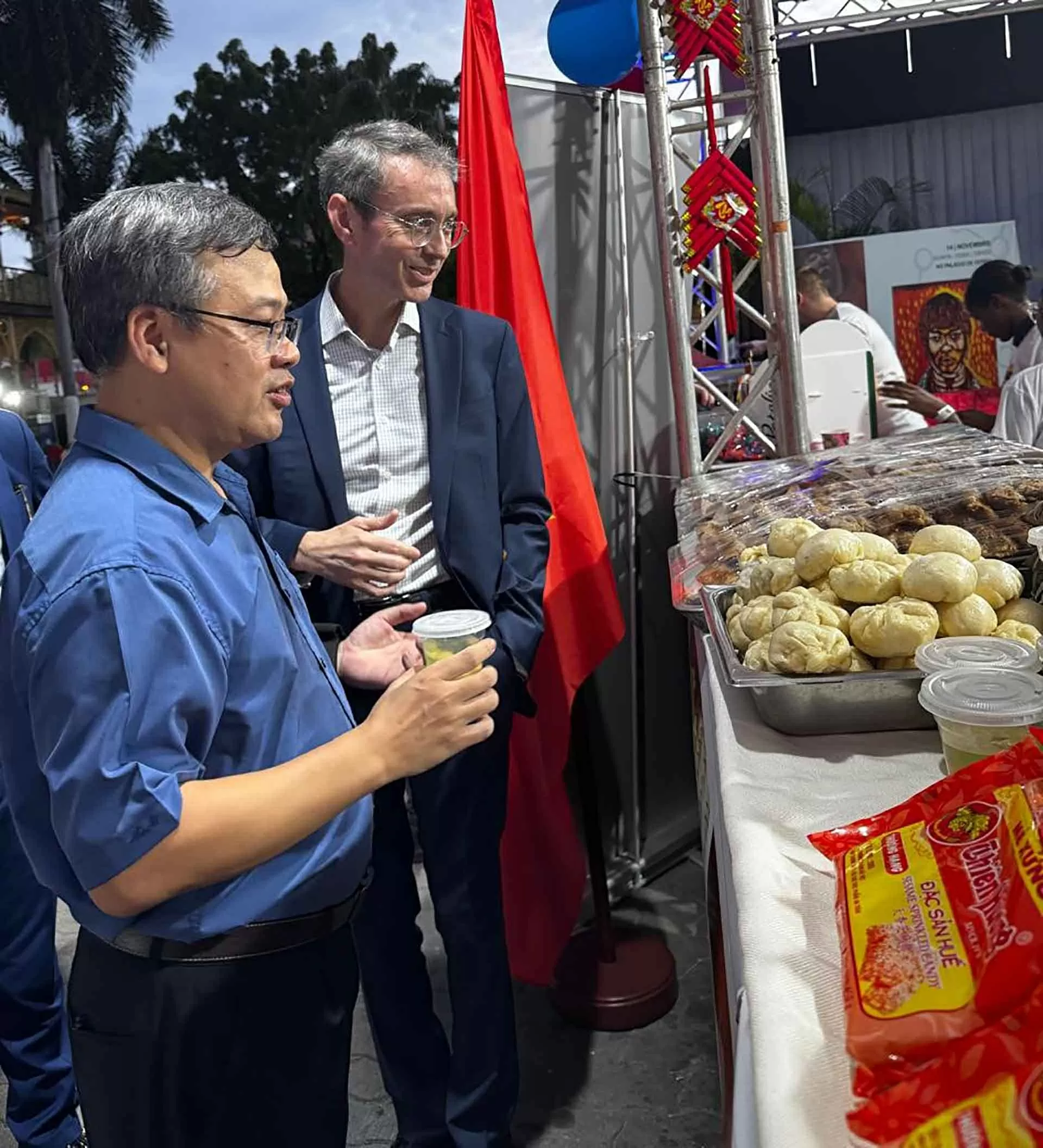 Ẩm thực Việt Nam tỏa sáng trong Đêm hương vị khối Pháp ngữ tại Angola Ẩm thực Việt Nam chinh phục thực khách trong Đêm hương vị khối Pháp ngữ tại Angola