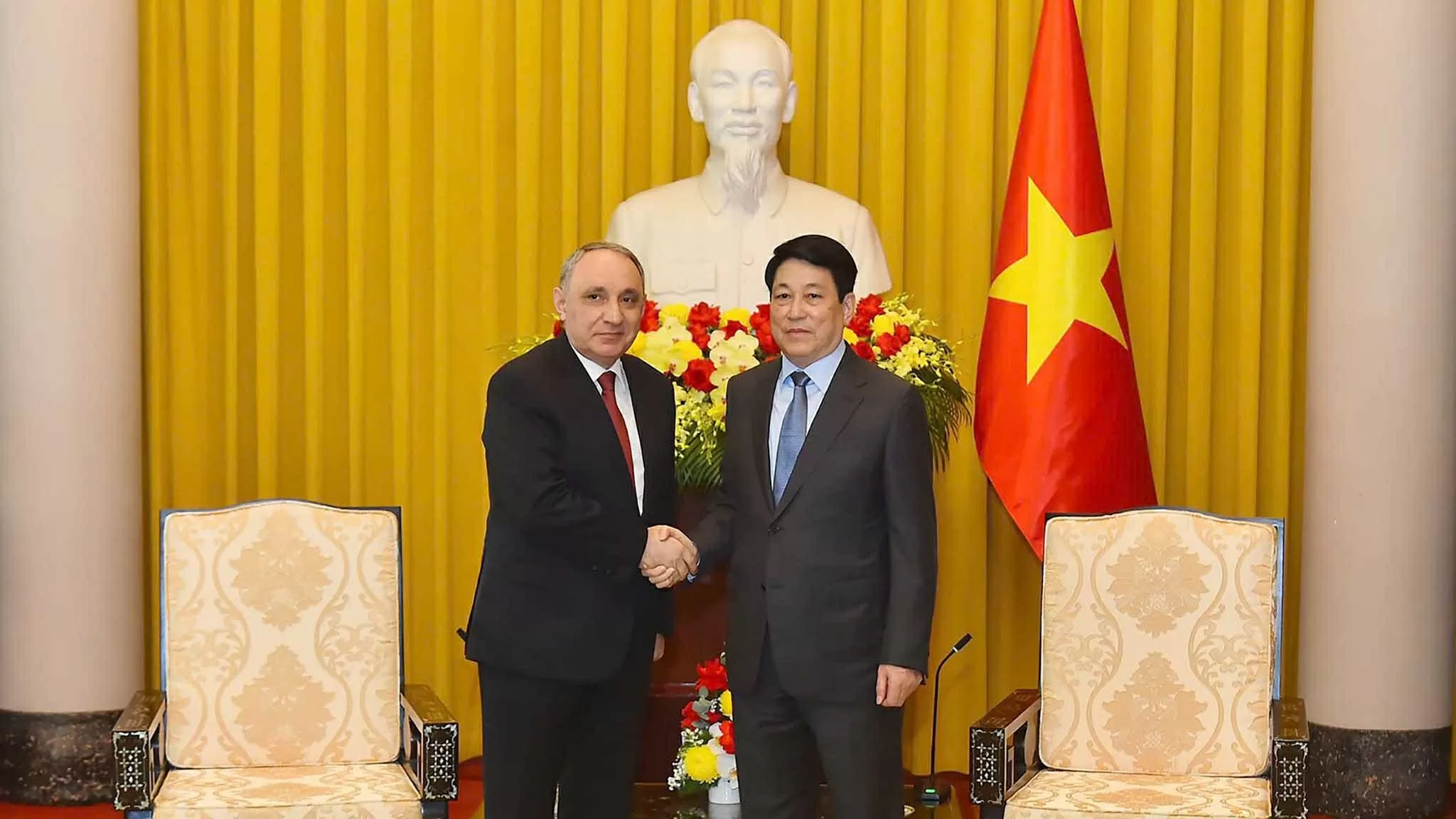 Chủ tịch nước Lương Cường tiếp Viện trưởng Viện Kiểm sát tối cao Azerbaijan Chủ tịch nước Lương Cường tiếp Viện trưởng Viện Kiểm sát tối cao Azerbaijan