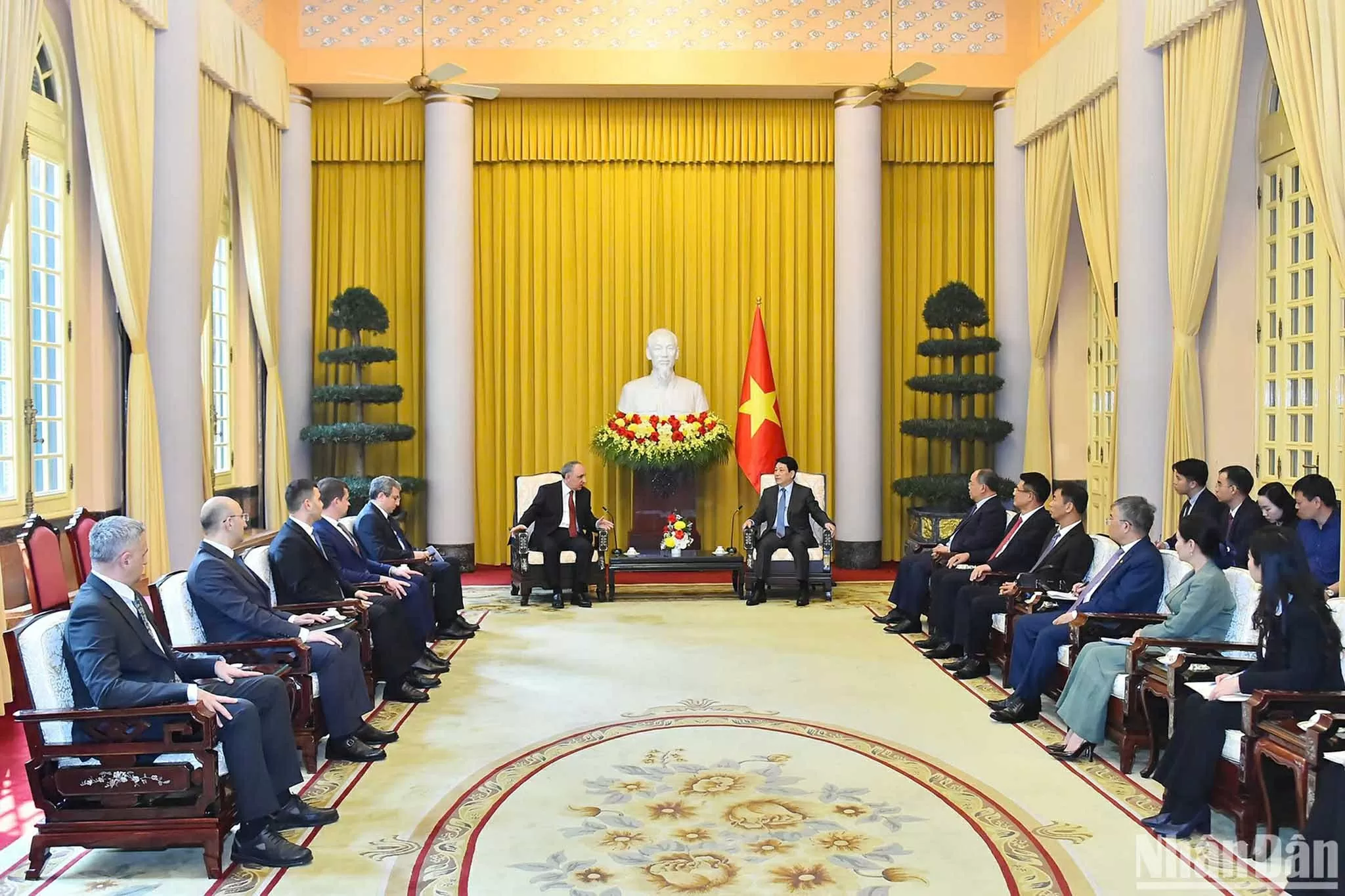 Chủ tịch nước Lương Cường tiếp Viện trưởng Viện Kiểm sát tối cao Azerbaijan Chủ tịch nước Lương Cường tiếp Viện trưởng Viện Kiểm sát tối cao Azerbaijan