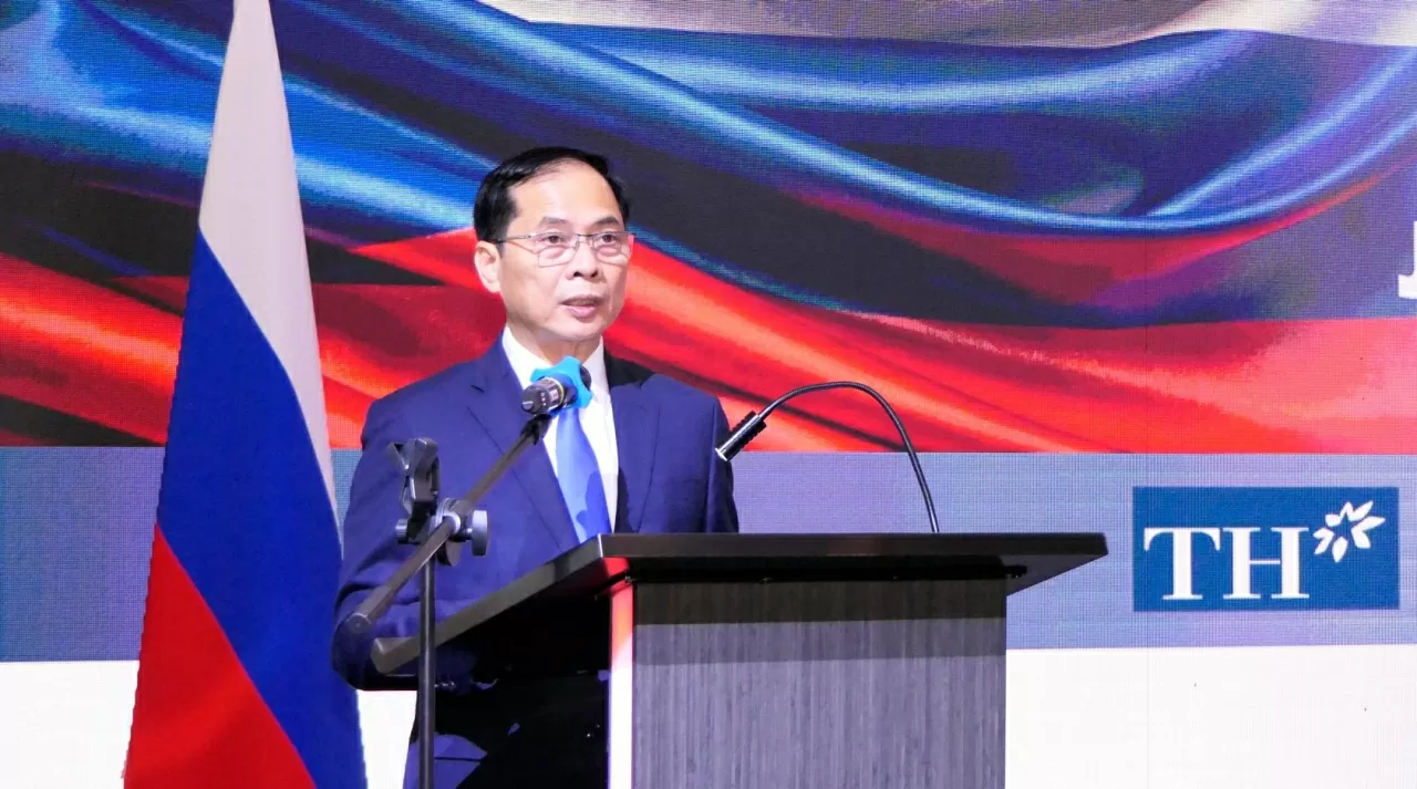 Phó Thủ tướng, Bộ trưởng Ngoại giao Bùi Thanh Sơn xúc động chia sẻ tình hữu nghị chân thành của nhân dân hai nước là nền móng bền vững cho sự hợp tác chặt chẽ Việt Nam-Nga
