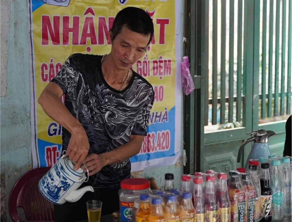 Nhờ sự hỗ trợ của các thành viên CSET, anh Cường đã vượt qua cuộc chiến chống lại bệnh lao, trở lại công việc kinh doanh của mình. (Ảnh: CSET)